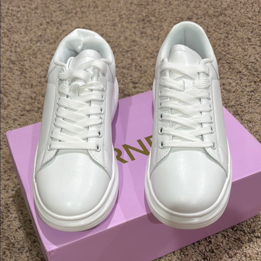 Bershka White Women's Sneakers